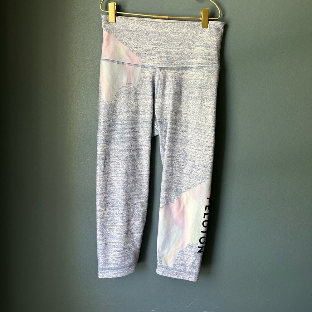 Peloton cadence opal‎ crop leggings
